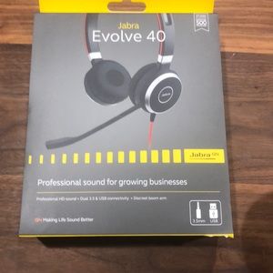 Jabra Evolve 40 Headset and Mic NIB